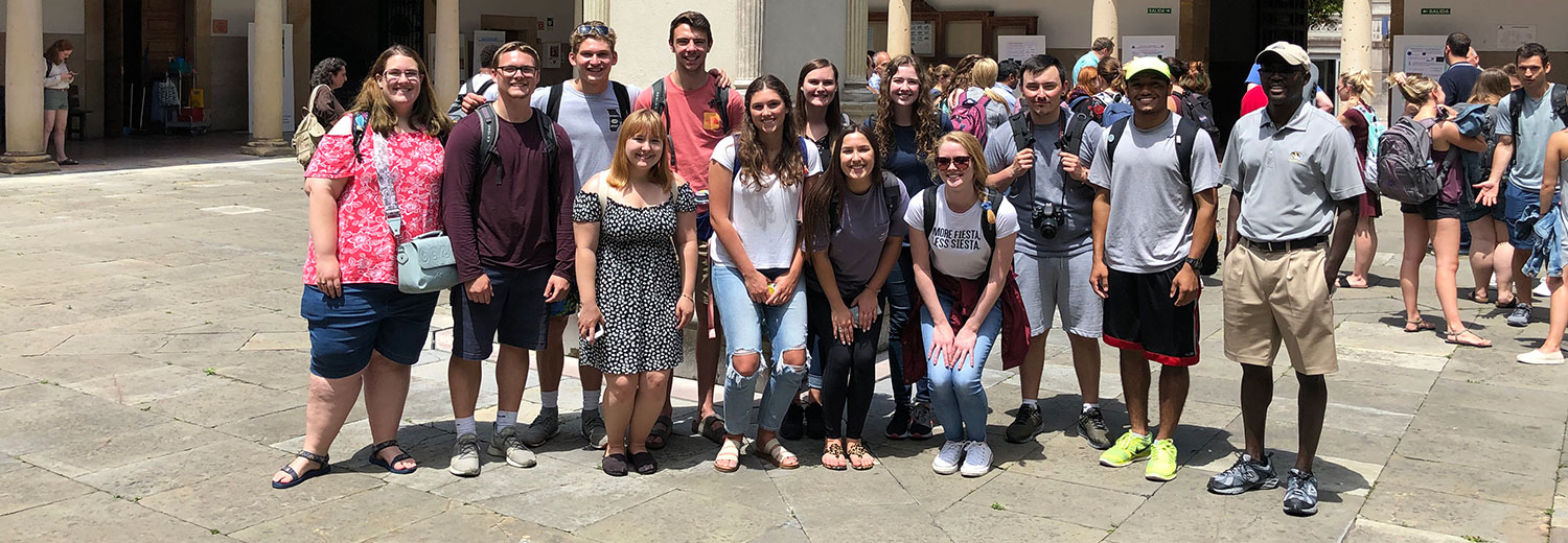 Become a cross-cultural expert in an ever more internationalized world.