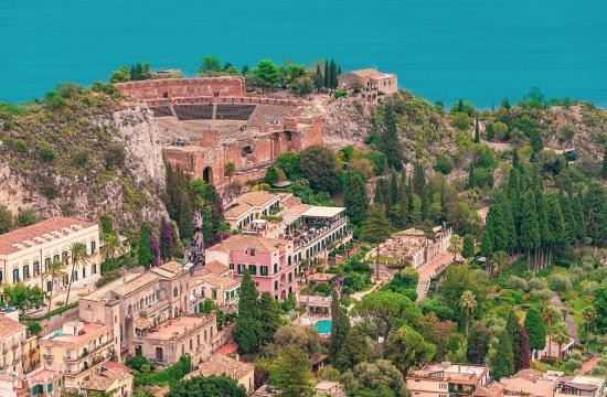 Taormina, wikipedia stock photo